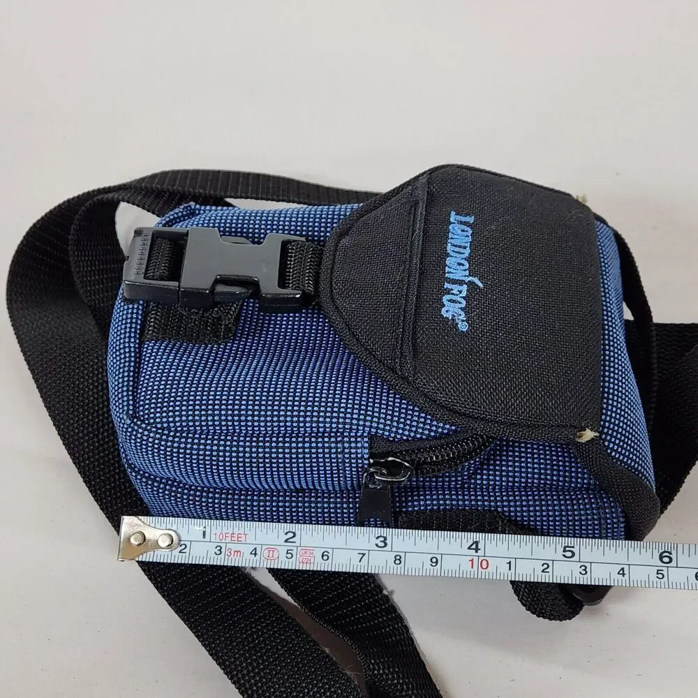 London Fog Brand Medium Camera Bag. great Condition Black blue  travel‎ hiking